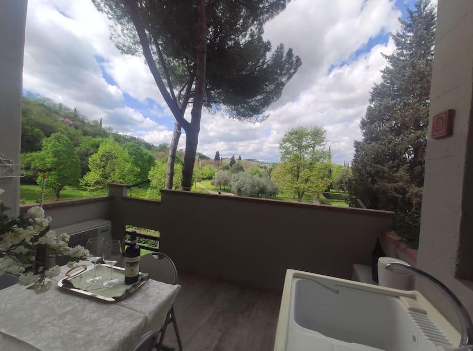 Appartamento Incantevole Con Parcheggio Gratuito Firenze Eksteriør billede